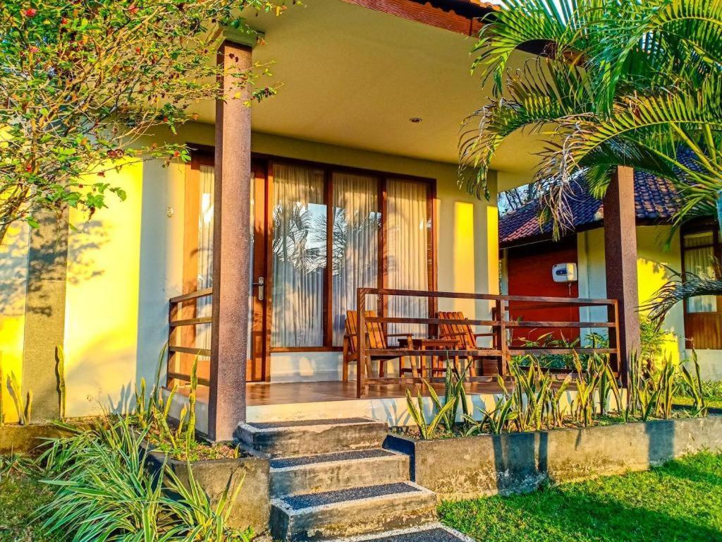 Oyo 1508 Mascot Beach Hotel Mangsit Zewnętrze zdjęcie